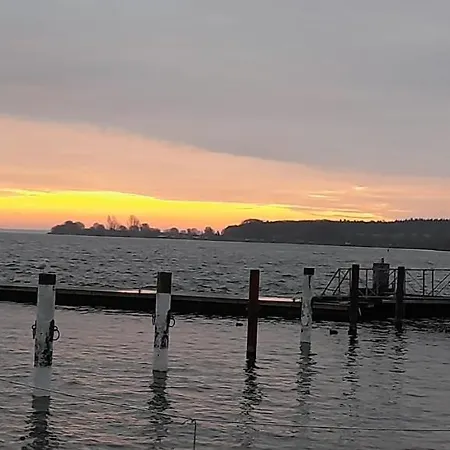 Mueritz Seeromantik Feriepark Sietow Dorf