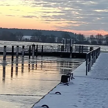 Mueritz Seeromantik Sietow Dorf